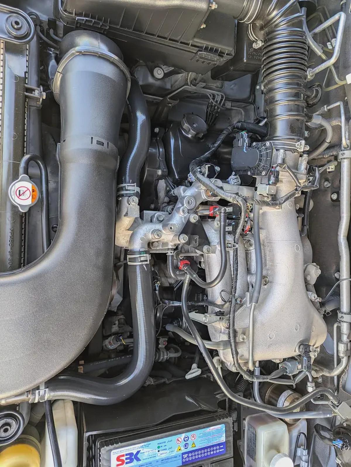 MITSUBISHI PAJERO 2017 GLS MID OPTION GCC V6 3.5L IN PERFECT CONDITION-10-10