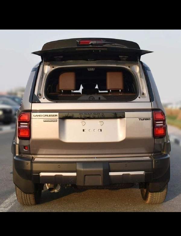 Toyota Prado VXR 2.4T
