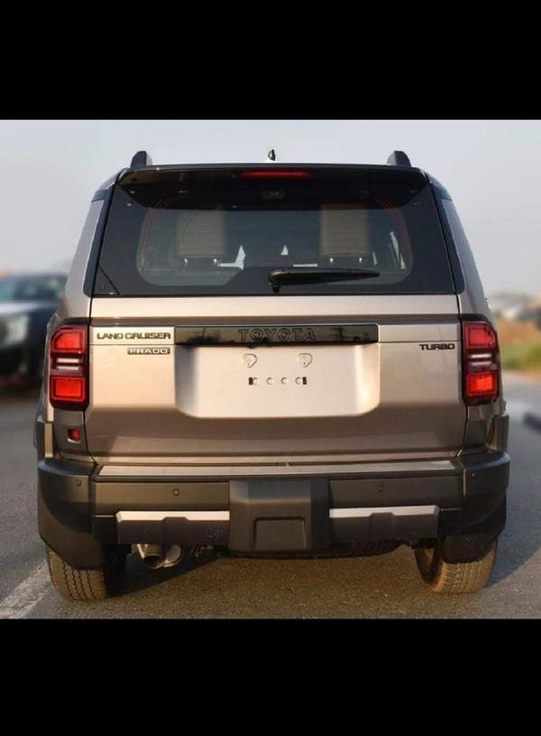 Toyota Prado VXR 2.4T