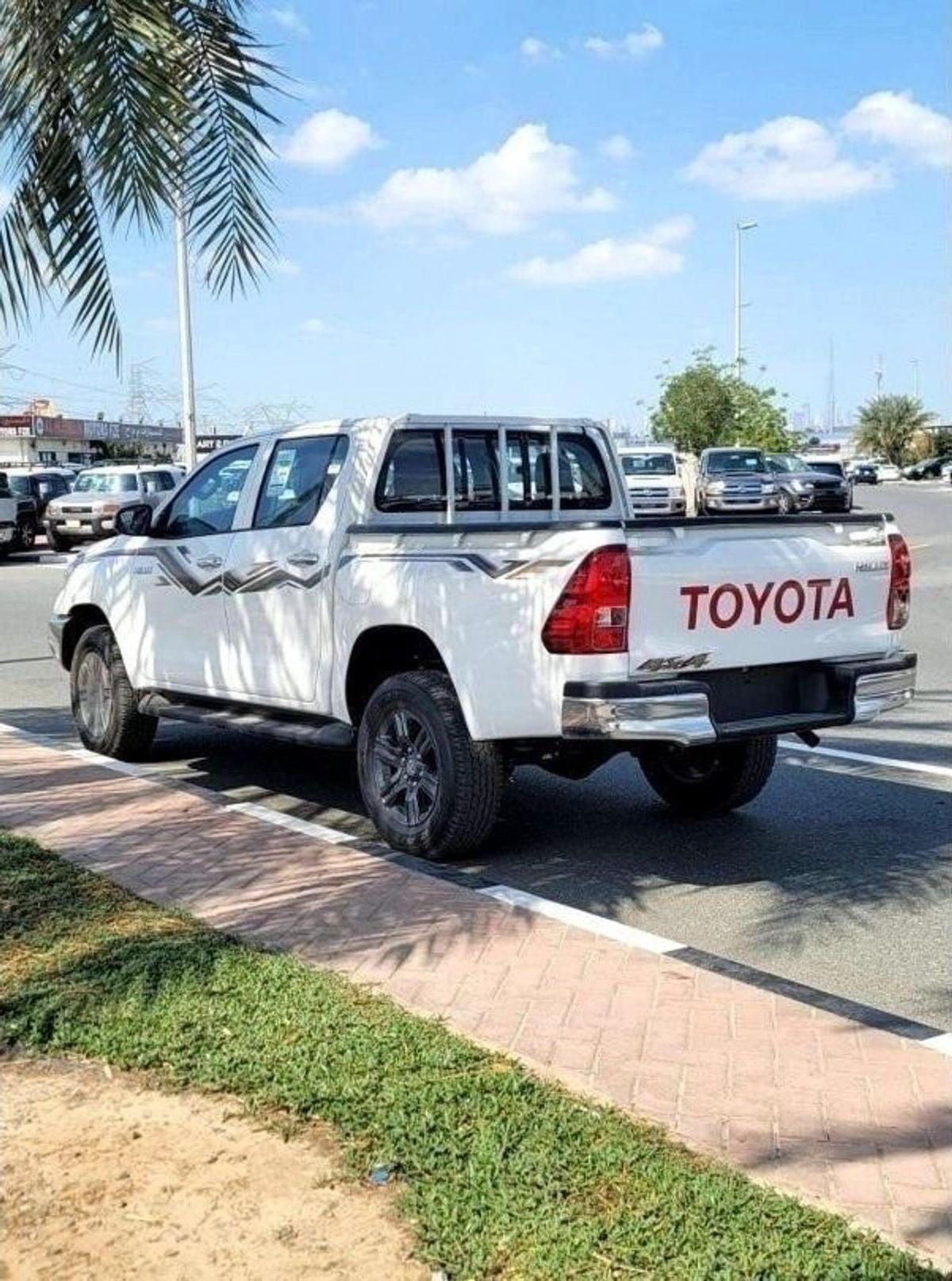 Toyota Hilux Toyota Hilux 2.7L Petrol Automatic Mid Option 2025-2-2