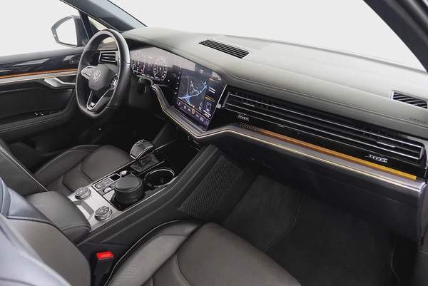 2023 Volkswagen Touareg R-Line - GCC Specs - Like New!