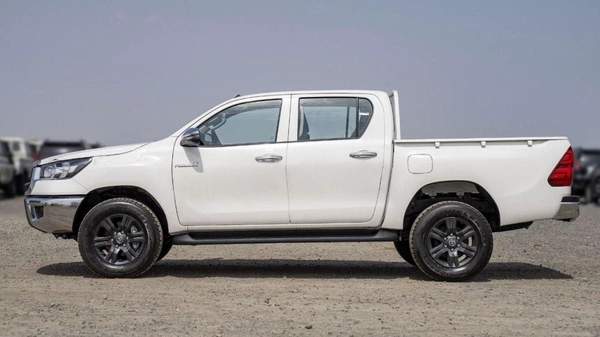 Toyota Hilux Toyota Hilux 2.7L petrol A/T MY24