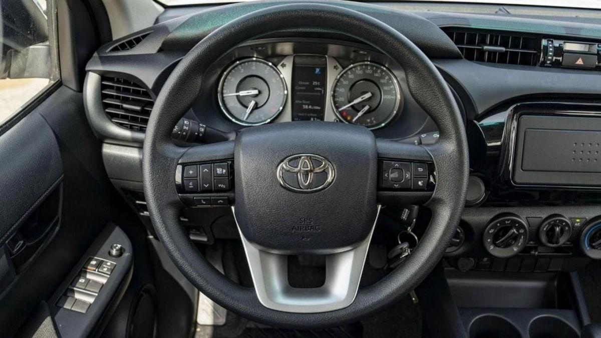 Toyota Hilux Toyota Hilux 2.7L petrol A/T MY24-10-10