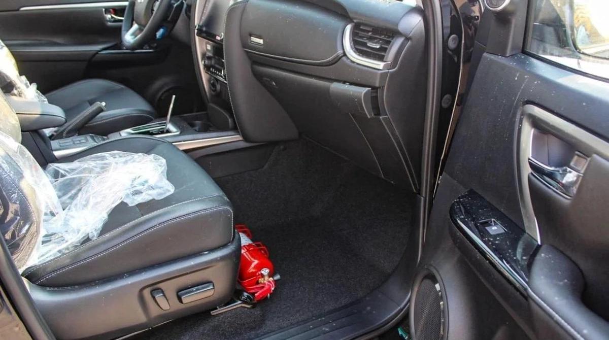 Toyota Fortuner VX 2.8L DIESEL 2024-6-6