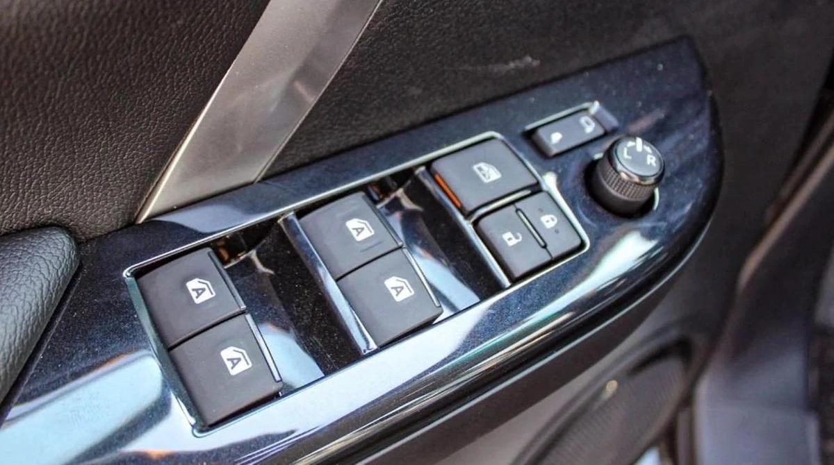 Toyota Fortuner VX 2.8L DIESEL 2024-12-12