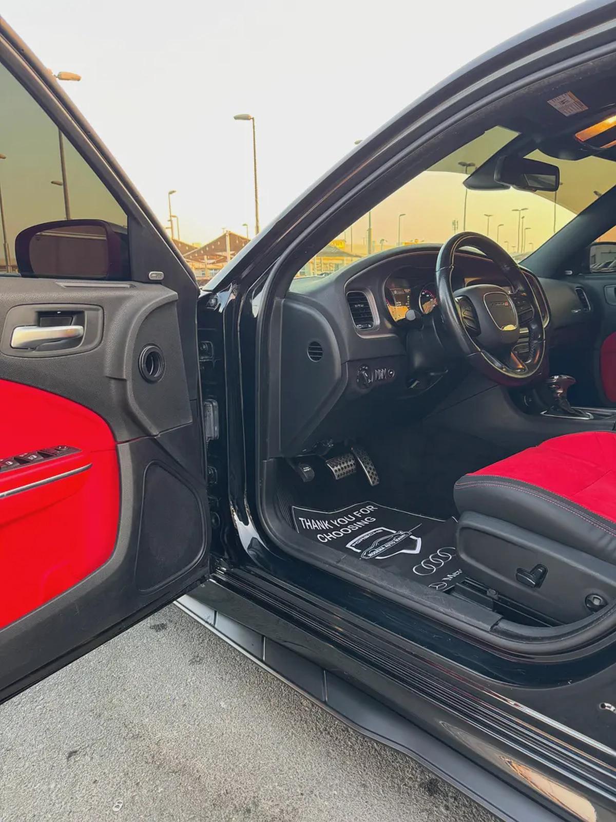 دودچ تشارچر RT V8 5.7L HEMI موديل 2020 وارد بحاله ممتازه-11-11