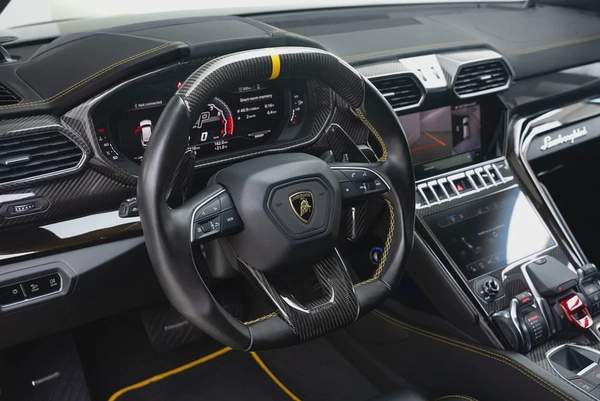 2021 LAMBORGHINI URUS BY MANSORY