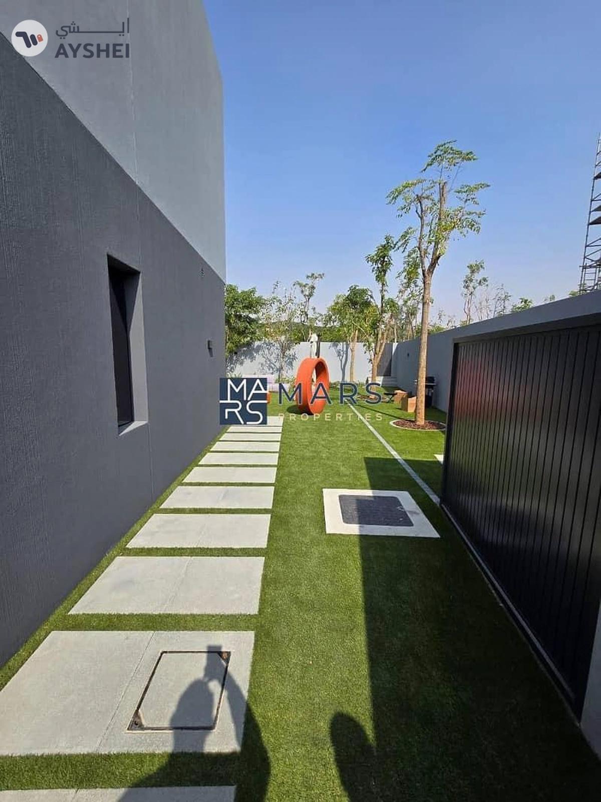 FREEHOLD - 4 Bed Lux Villa - Easy Payment Plans - Gated Community-4-4