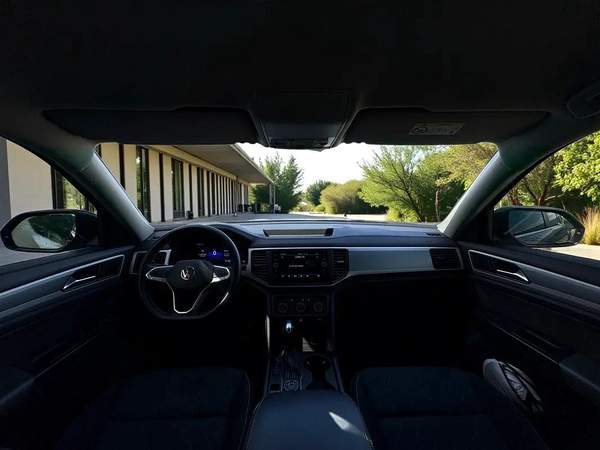 AED 1,220 P.M | 0% DOWN PAYMENT | VW TERAMONT 3.6L V6 | 2022 | GCC SPECS