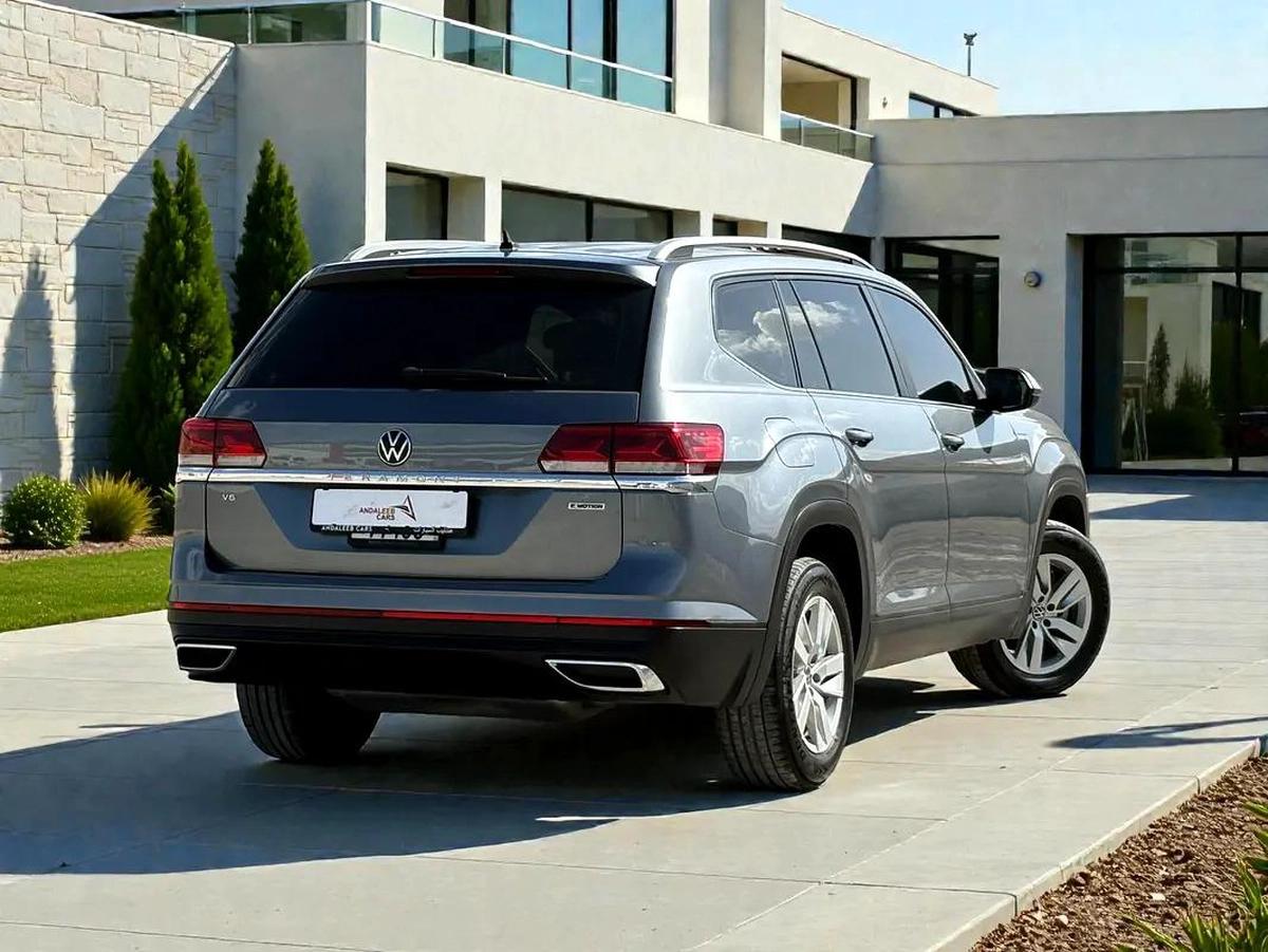 AED 1,220 P.M | 0% DOWN PAYMENT | VW TERAMONT 3.6L V6 | 2022 | GCC SPECS-8-8