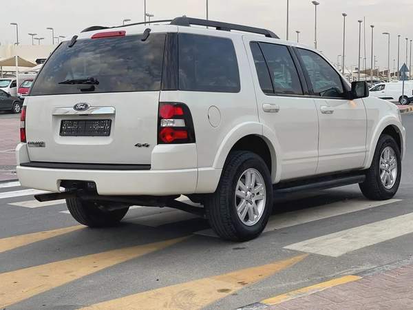 Ford Explorer XLT 2010 - GCC first owner