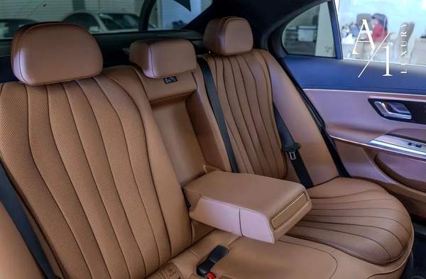 2025 Mercedes E 300 4matic, Fully Loaded, Excellent Condition, Korean Specs