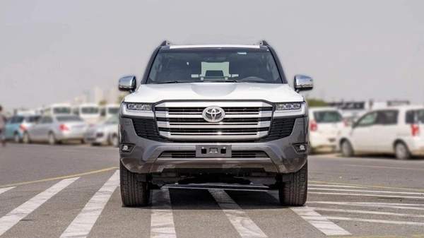 Toyota Land Cruiser LAND CRUISER VX 4.0L V6 PETROL 2024