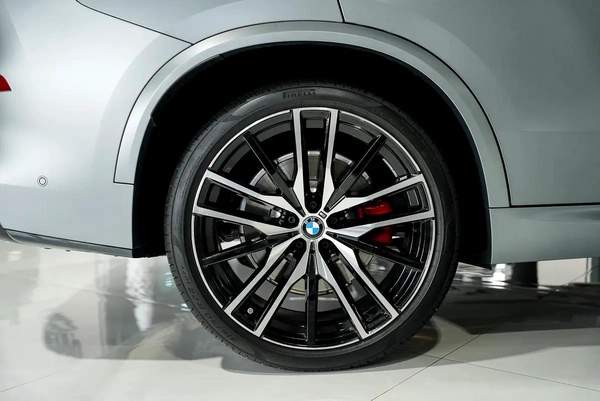BMW X5 M60i 2025 GCC Specs - Brand New!