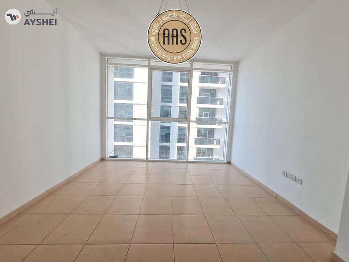 In prime location Chiller free huge 1bhk with all amenities-2-2