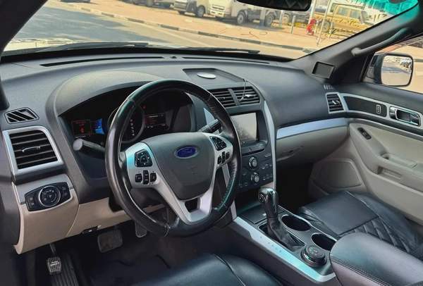 FORD EXPLORER XLT | 2012 | 7 SEATES | CLEAN CAR LOW MILEAGE FRESH JAPAN IMPORT