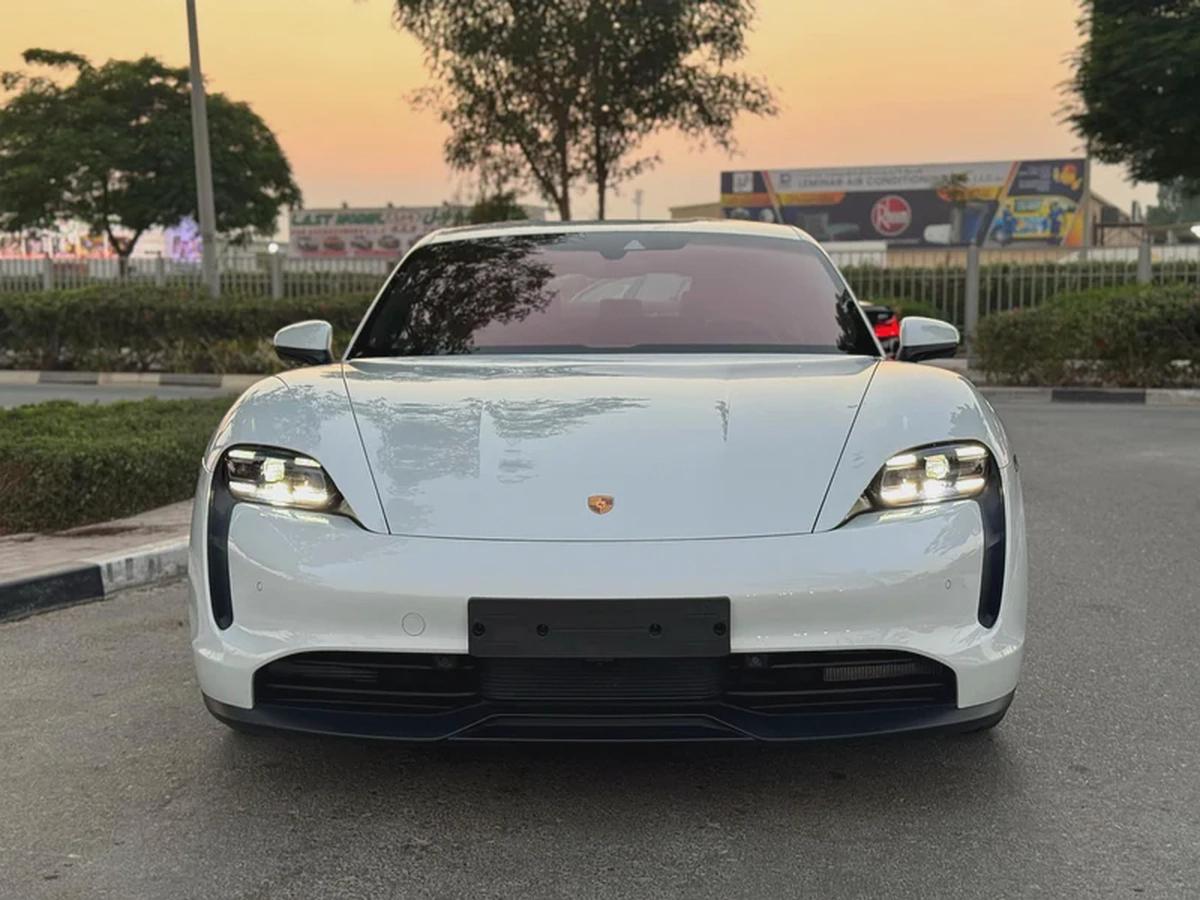 **2023**BRAND NEW GCC SPEC UNDER WARRANTY-1-1