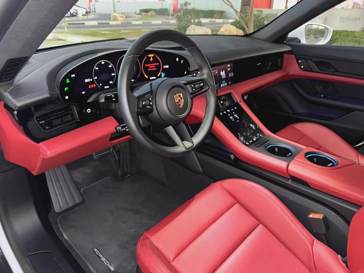 **2023**BRAND NEW GCC SPEC UNDER WARRANTY-9-9
