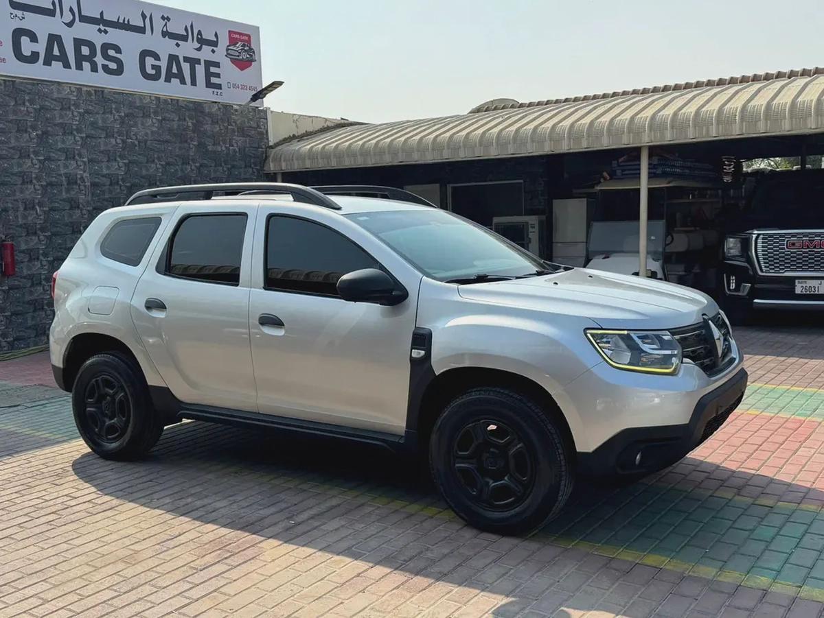RENAULT DUSTER 4*4-3-3