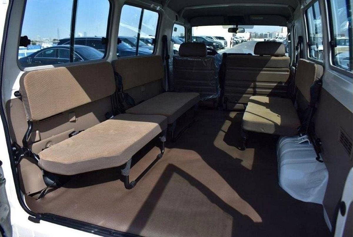 Toyota Land Cruiser 70 Toyota land cruiser hard top 2024 diesel 4.2L-5-5