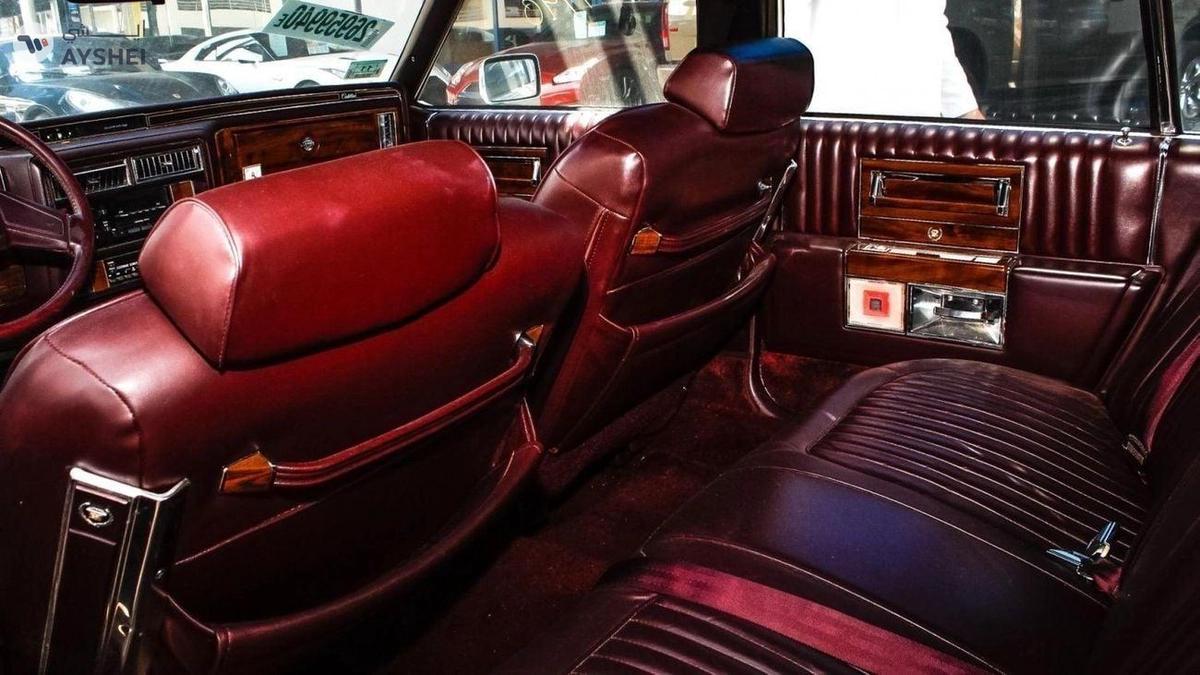 Cadillac Brougham 5.0 L-5-5