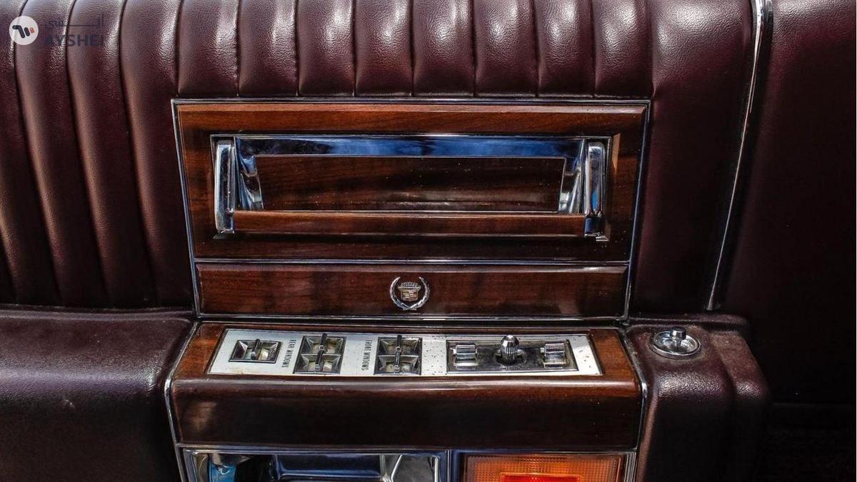 Cadillac Brougham 5.0 L-9-9