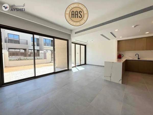 Brand New Ready To Move 3Bed Townhouse Villa For Rent in Villanova