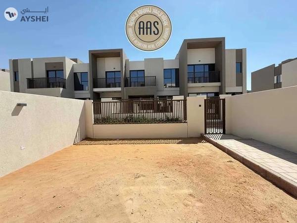 Brand New Ready To Move 3Bed Townhouse Villa For Rent in Villanova