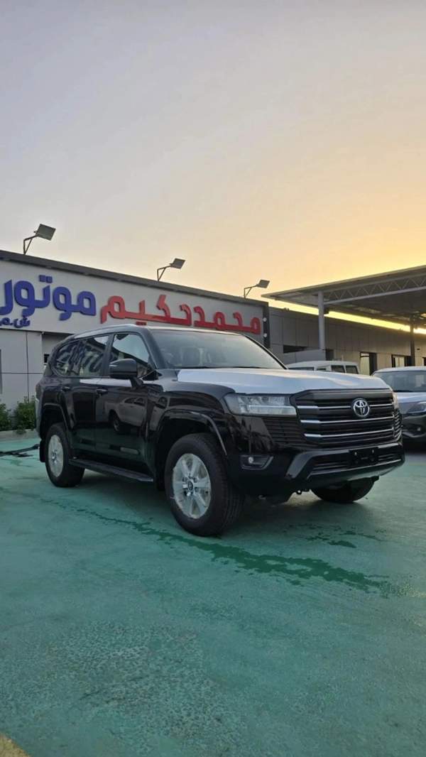 Toyota Land Cruiser GXR 4000 CC 2025 MODEL