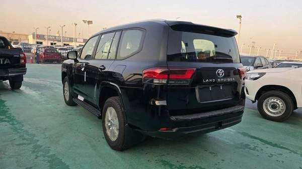 Toyota Land Cruiser GXR 4000 CC 2025 MODEL