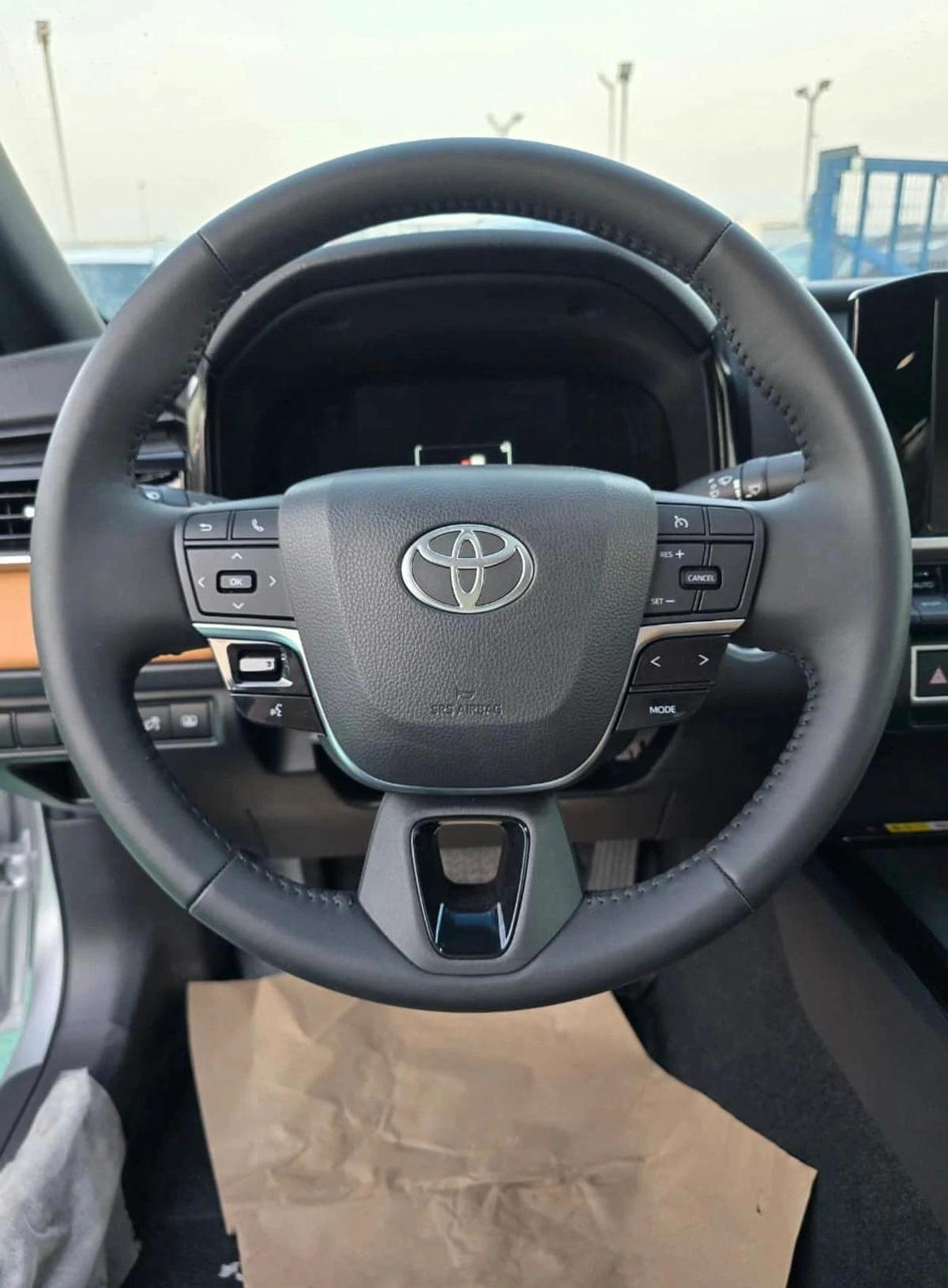 Toyota Camry E 2.5L-2-2