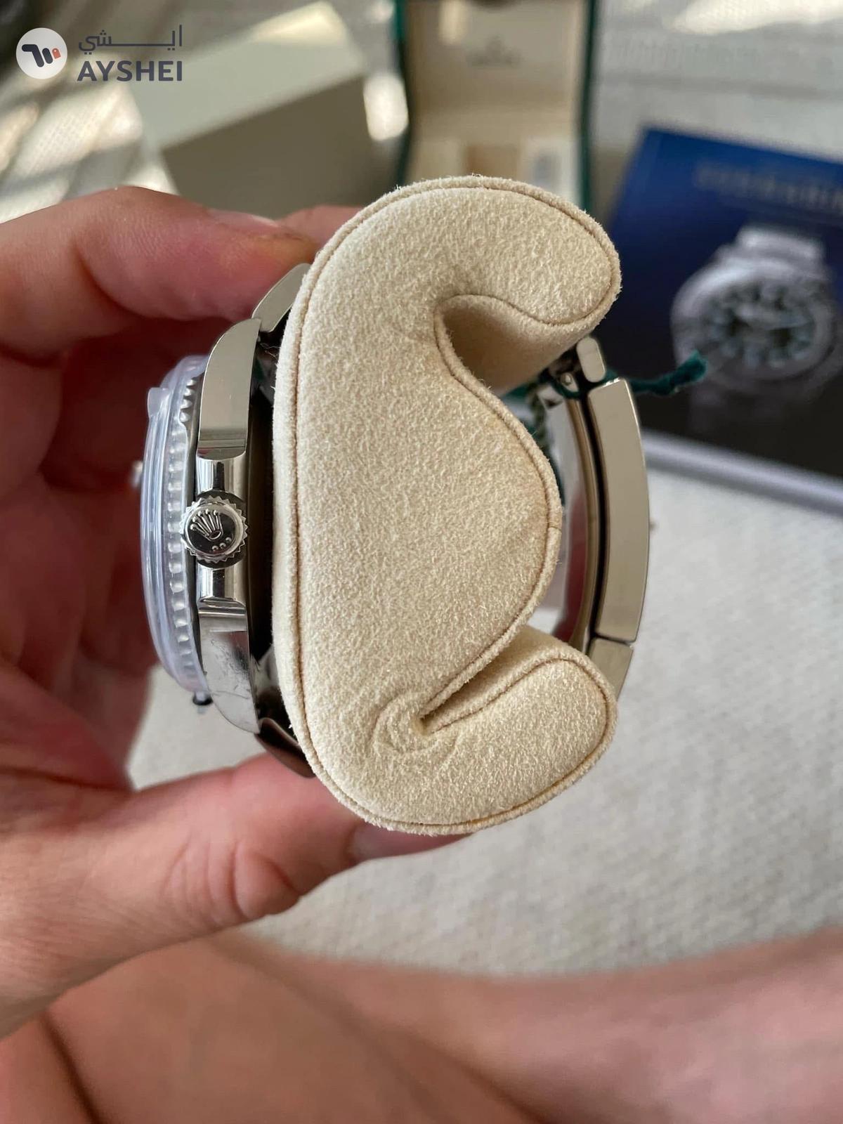 Rolex submariner-2-2