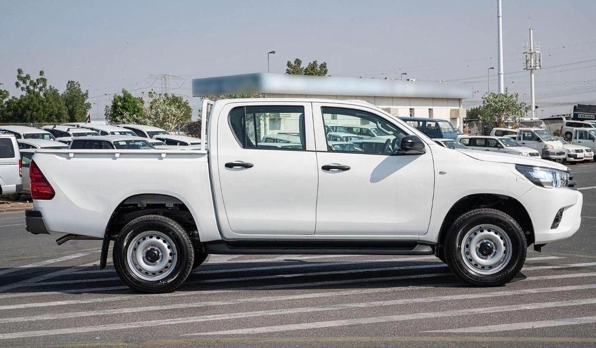 Toyota Hilux Toyota hilux 2.4L DIESEL basic option MY2025-3-3
