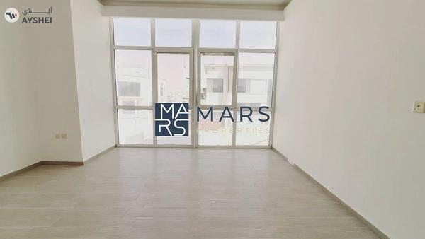 🌟 Discover Luxury Living in Al Tai with This Stunning 5-Bedroom Villa for Rent