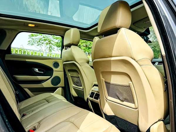 LAND ROVER EVOQUE GCC VERY CLEAN 2016