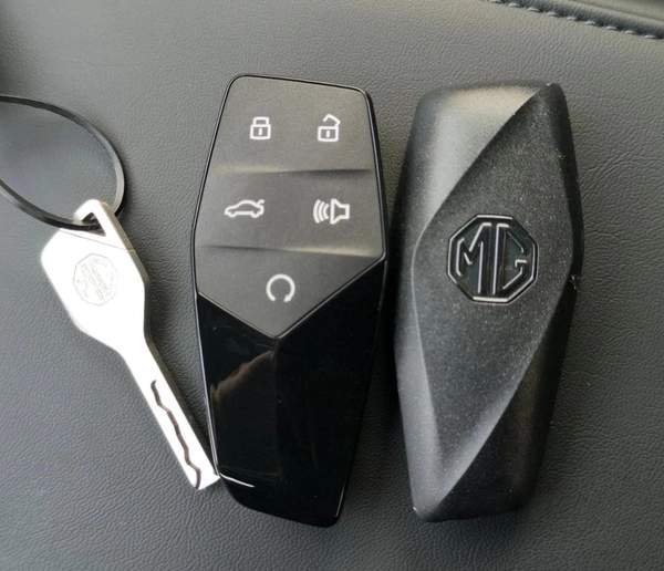 MG One 1.5 LUX 1.5 TURBO