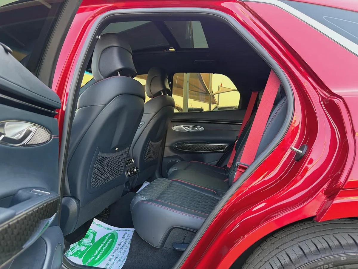 GENESIS GV70–3.5 –GCC—FREE ACCIDENT—ORIGINAL PAINT—FULL OPTION SERVICE HISTORY AGENCY EXCELLENT COND-7-7