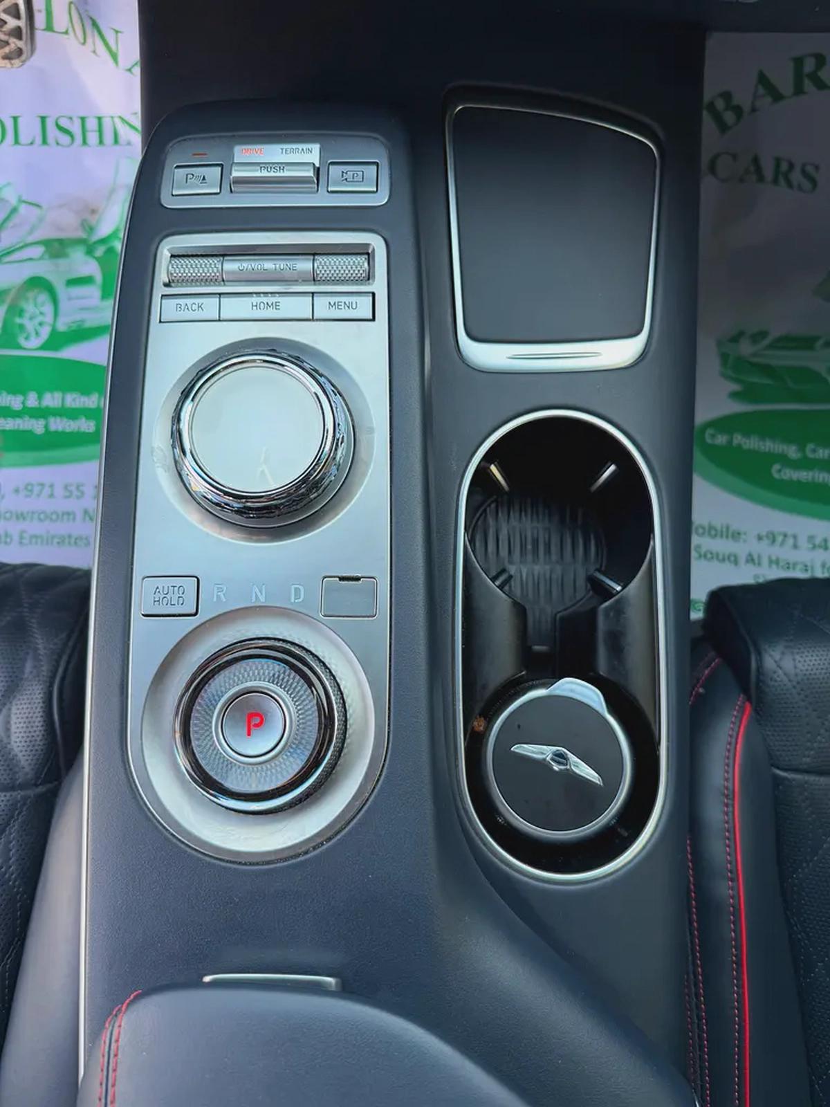 GENESIS GV70–3.5 –GCC—FREE ACCIDENT—ORIGINAL PAINT—FULL OPTION SERVICE HISTORY AGENCY EXCELLENT COND-11-11
