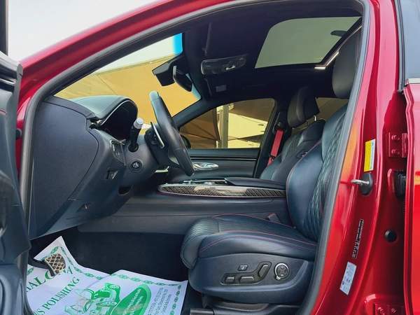 GENESIS GV70–3.5 –GCC—FREE ACCIDENT—ORIGINAL PAINT—FULL OPTION SERVICE HISTORY AGENCY EXCELLENT COND