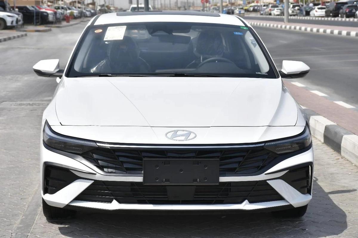 HYUNDAI ELANTRA LUXURY 2025 | WHITE LIKE-5-5