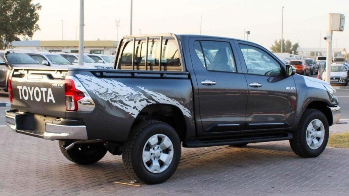 Toyota Hilux HILUX 2.4L AT DIESEL MED OPTION-3-3
