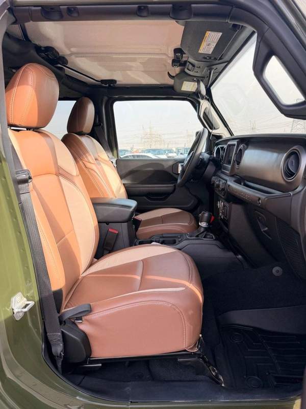 Jeep Wrangler Unlimited Sport S 2.0L A/T Sport 2.0L A/T Full Option