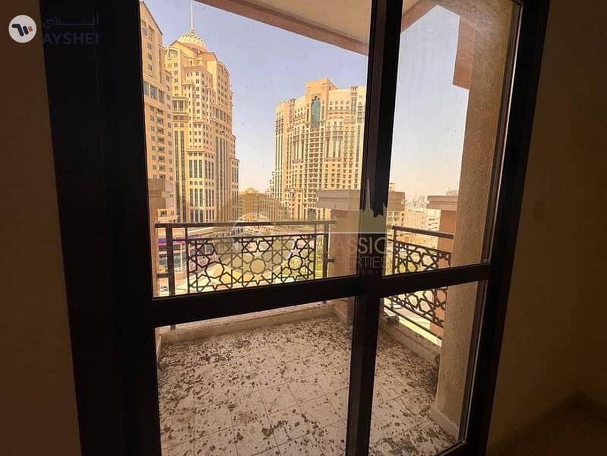 One Bedroom Apartment | Balcony | Silicon Gates 1-9-9