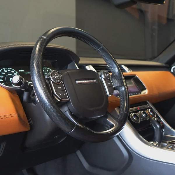 AED 2,874 pm • 0% Downpayment • Range Rover Sport Supercharged HSE • 1 Year Warranty