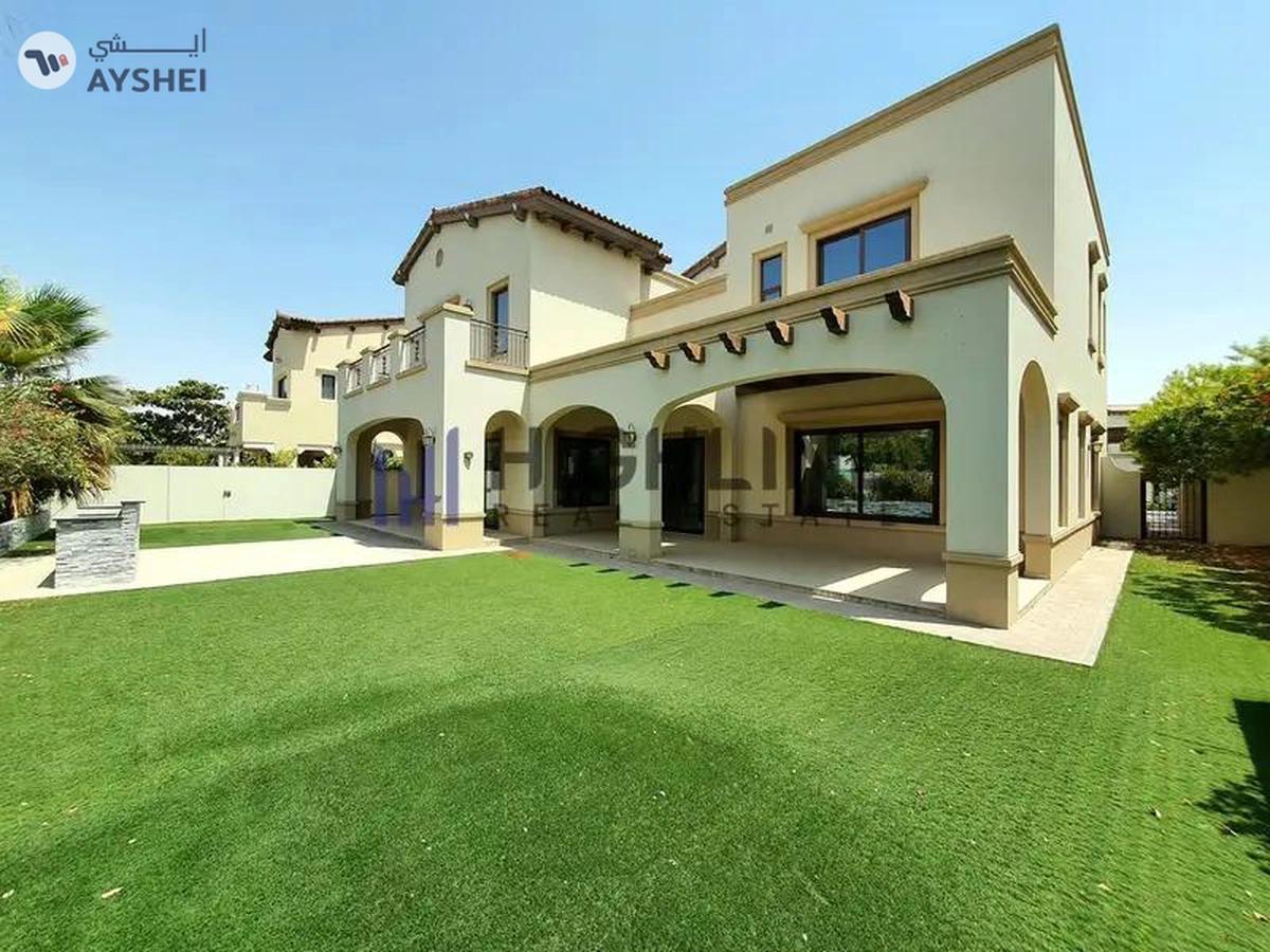 6 Bedroom | Massive Mansion | Prime Location-0-0