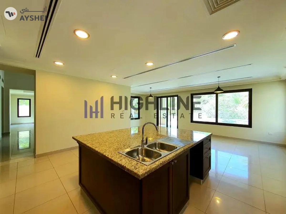 6 Bedroom | Massive Mansion | Prime Location-0-landscape