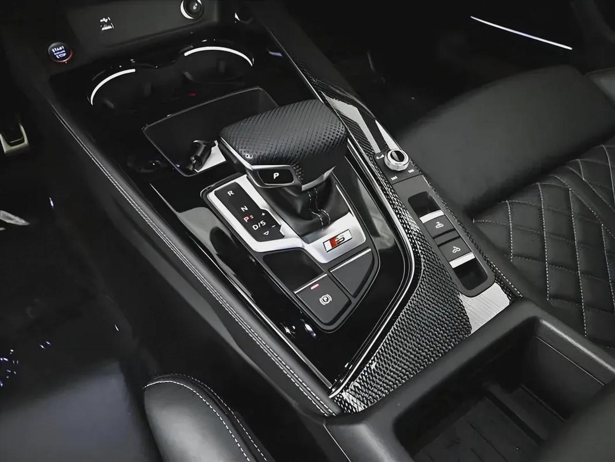 AED 3,400 Monthly No down payment - 2023 Audi S5 3.0 TFSI quattro - American Specs - Convertible-10-10