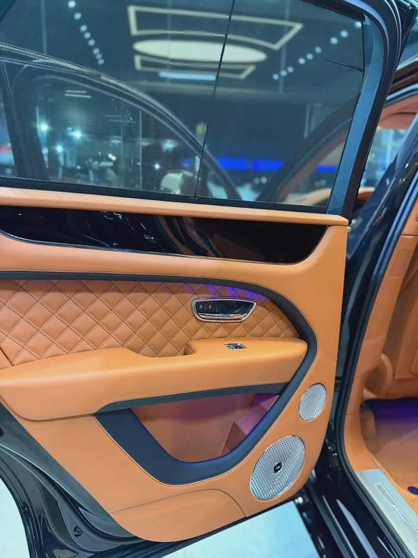 2021 Bentley Bentayga W12 Speed - GCC Specs - Pristine Condition-With full service history