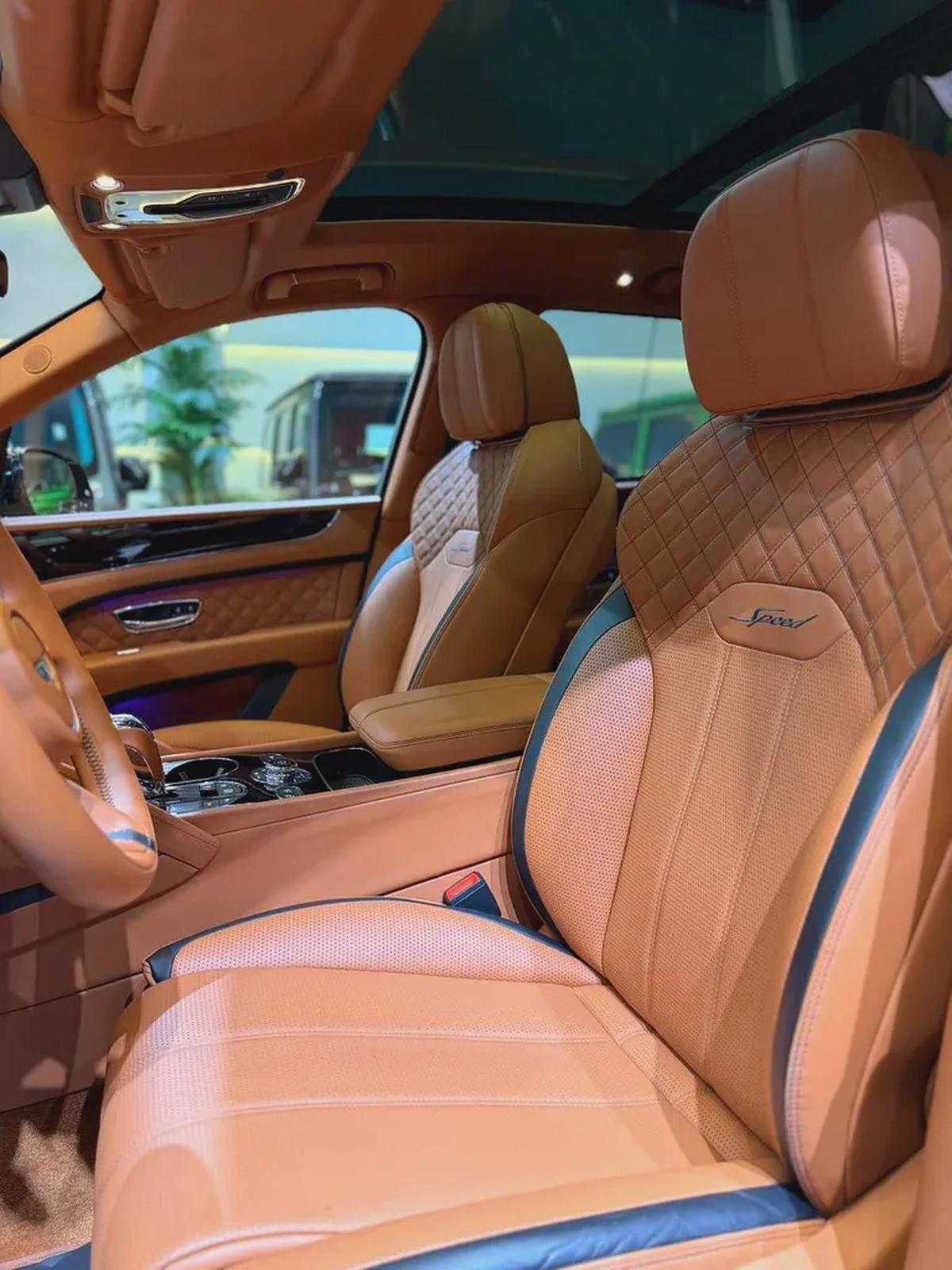2021 Bentley Bentayga W12 Speed - GCC Specs - Pristine Condition-With full service history-15-15