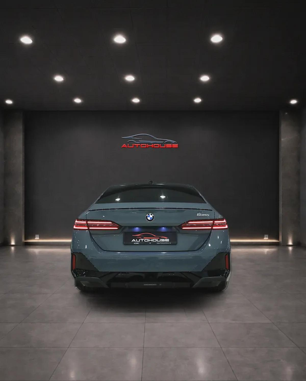 2025 BMW 520i M-Kit GCC Specs - Like New!-2-2